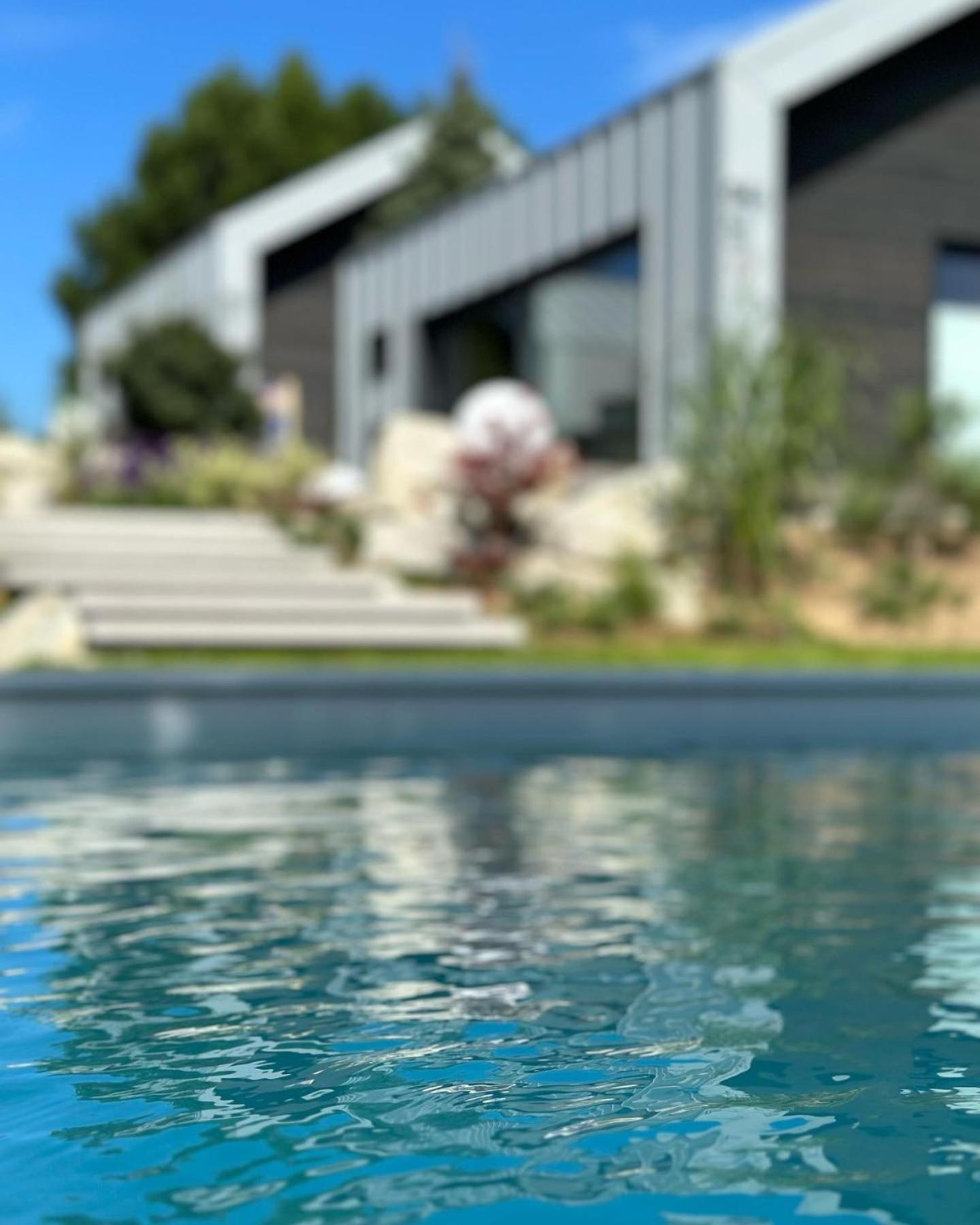 Skarpa Resort 尤斯托尼莫斯基 外观 照片
